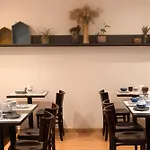 Hotel Cosmos