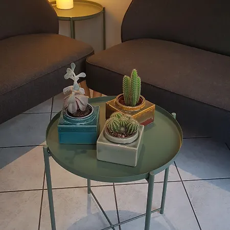 Cosmos Hotel 2*