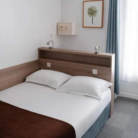 Hotel Cosmos